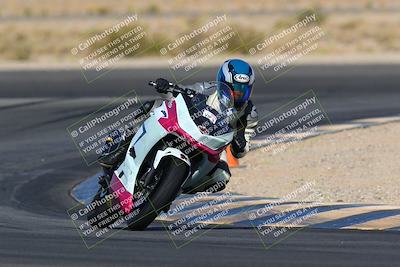 media/May-15-2022-SoCal Trackdays (Sun) [[33a09aef31]]/Turn 11 (820am)/